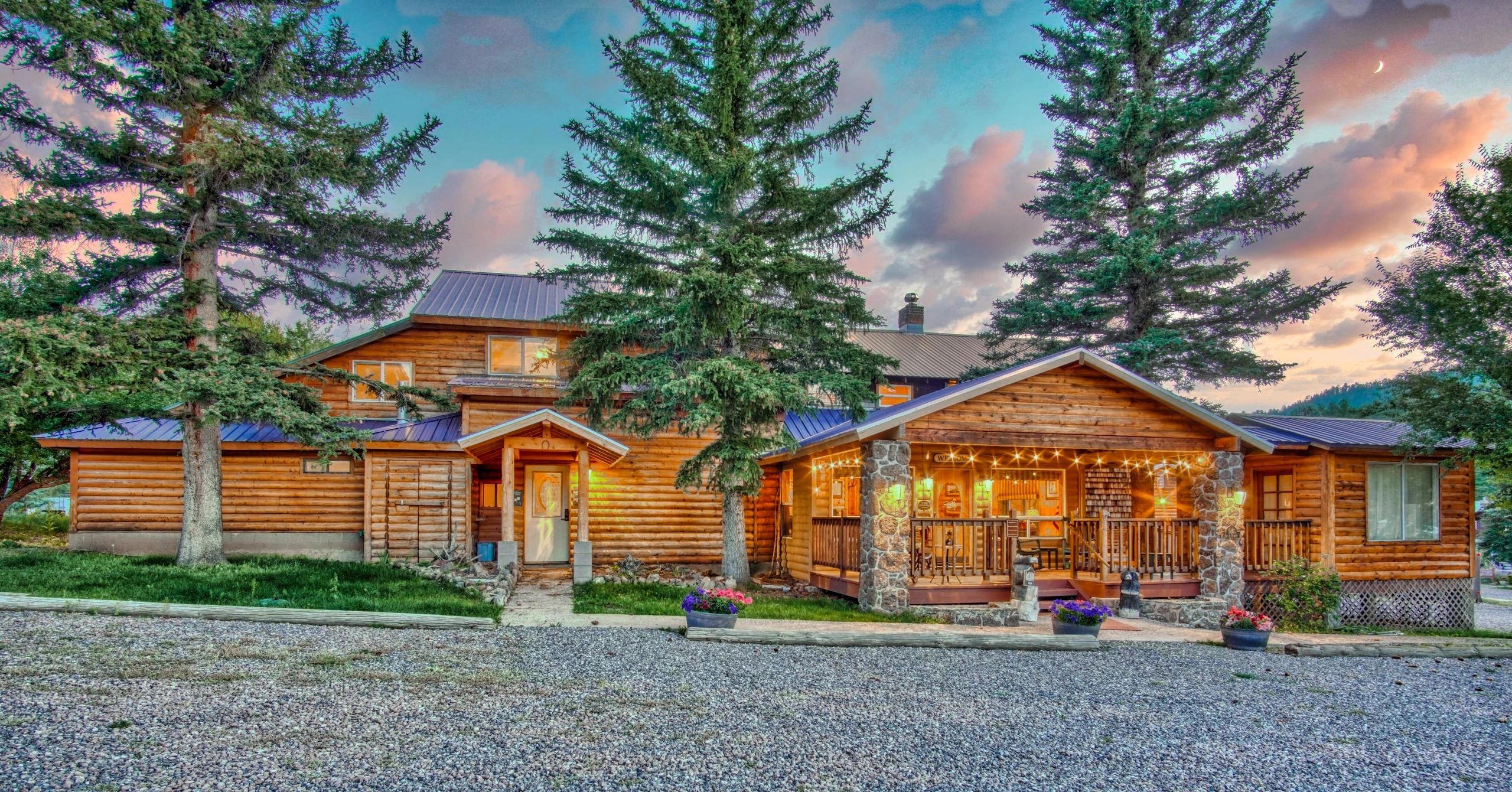 White Mountain Lodge